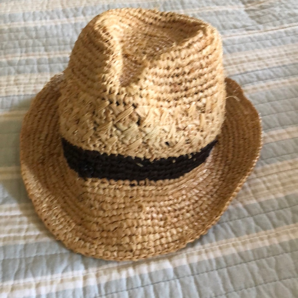 Roxy hat